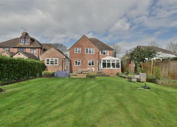 Thumbnail Detached house for sale in Bowling Green Road, Thatcham