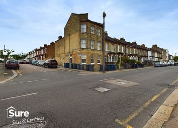 Thumbnail Flat for sale in Oakleigh Road North, London, Greater London