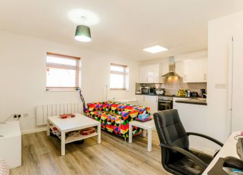 Thumbnail 1 bedroom flat to rent in Courcy Road N8, Wood Green, London,