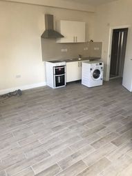 1 Bedrooms Flat to rent in Athenlay Road, London SE15