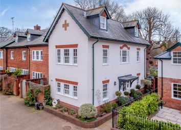 3 Bedroom End terrace house for sale