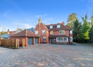 Thumbnail Detached house to rent in Knottocks Drive, Beaconsfield, Buckinghamshire