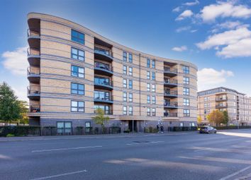 Thumbnail 2 bed flat for sale in Windsor Road, Slough