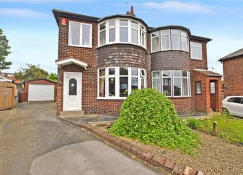3 Bedrooms Semi-detached house for sale in Thornefield Crescent, Tingley, Wakefield, West Yorkshire WF3