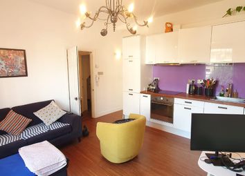 Thumbnail 2 bedroom flat to rent in Hornsey Road, Holloway