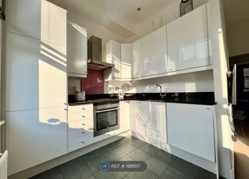 Thumbnail 1 bed flat to rent in Golborne Road, London