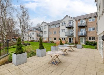 Thumbnail Flat for sale in Wratten Road West, Hitchin