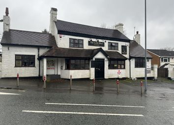 Thumbnail Pub/bar to let in Hawes Lane, Rowley Regis, West Midlands