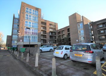 1 Bedrooms Flat to rent in Harris Close, Hounslow, Middlesex TW3