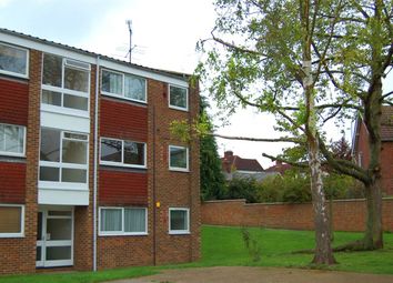 2 Bedrooms Flat for sale in Francis Close, Hitchin SG4