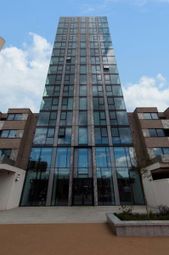 1 Bedrooms Flat to rent in Hill House, Highgate Hill, Archway, London N19