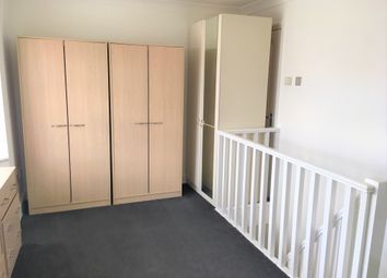 1 Bedrooms Flat to rent in Goodmayes Lane, Goodmayes IG3