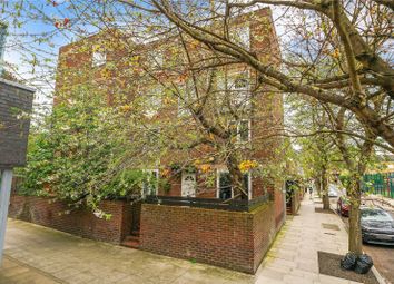 Thumbnail Maisonette for sale in Mansford Street, London