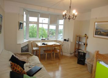2 Bedrooms Flat to rent in Sherwood Hall, East End Road, East Finchley N2