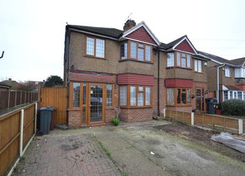 3 Bedrooms Semi-detached house for sale in West View, Feltham TW14