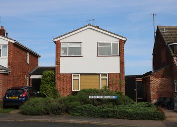 Thumbnail 3 bed detached house for sale in Stratfield Close, Cambridge