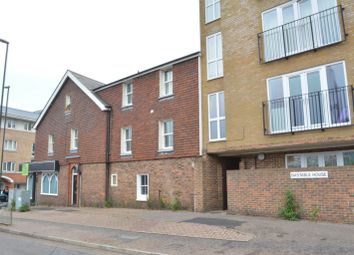 1 Bedrooms Flat to rent in Station Way, Crawley RH10