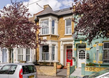Second Ave, E17