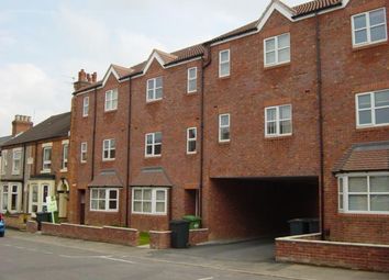 Thumbnail 1 bed flat to rent in Cambridge Street, Rugby