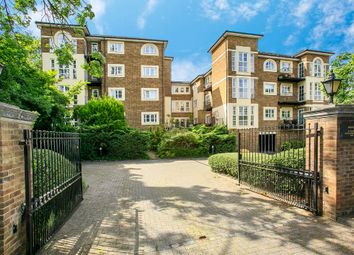 Thumbnail Shared accommodation to rent in Evesham Court, 67 Queens Road, Richmond