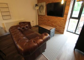 2 Bedrooms Flat to rent in The Grid, Moorland Avenue, Leeds LS6