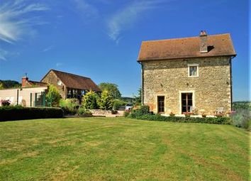 Thumbnail 6 bed property for sale in Sailly, Sa&ocirc;ne-Et-Loire, France