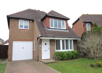 4 Bedrooms Detached house for sale in Cowdray Close, Rustington, West Sussex BN16