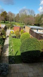 2 Bedroom Semi-detached house for rent