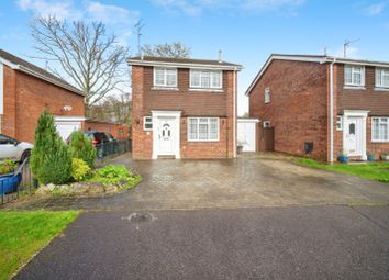 Thumbnail Detached house for sale in Hamilton Close, Bordon