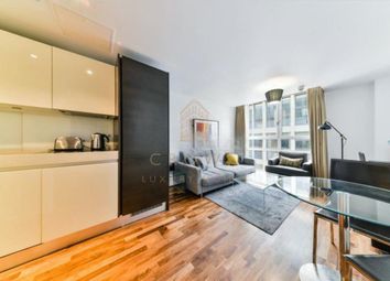 Thumbnail 1 bed flat to rent in Lamb's Passage, London