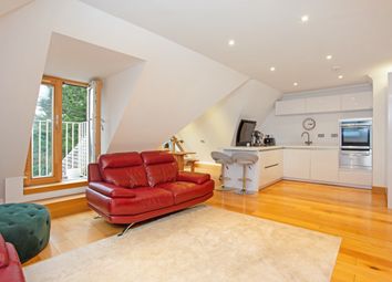 Thumbnail 2 bedroom flat for sale in Westhall Road, Warlingham