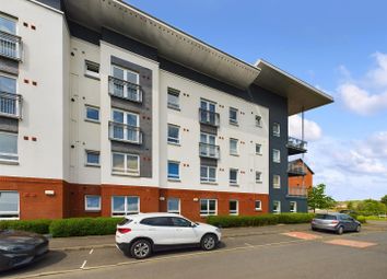 Thumbnail Flat for sale in Whimbrel Wynd, Braehead, Renfrew