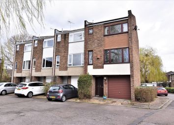 3 Bedroom Town house for rent