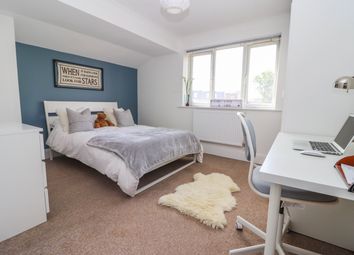 Thumbnail Flat to rent in Lyon Street, Southampton