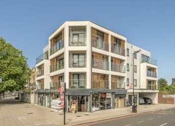 Thumbnail 2 bed flat to rent in Queens Road, London