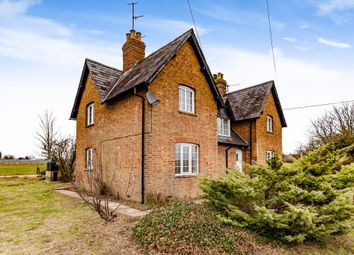 3 Bedroom Semi-detached house for rent