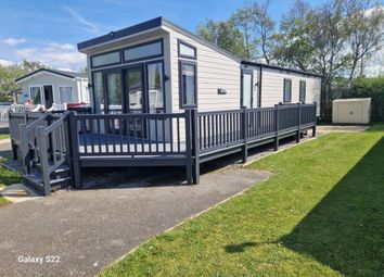 Thumbnail Lodge for sale in Willerby Vogue Classique, Prestatyn