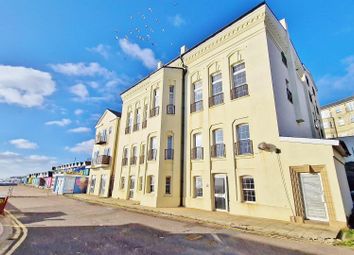Thumbnail Flat to rent in Pier Approach, Walton On The Naze