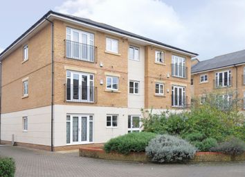 Thumbnail 2 bedroom flat to rent in Long Ford Close, Oxford