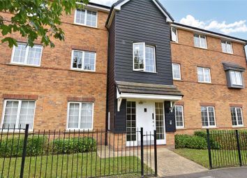 Thumbnail Flat to rent in Kestrel Way, Didcot, Oxfordshire