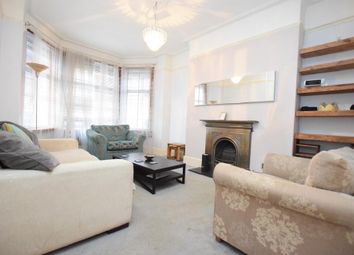 2 Bedrooms Flat for sale in South Lambeth Road, London SW8