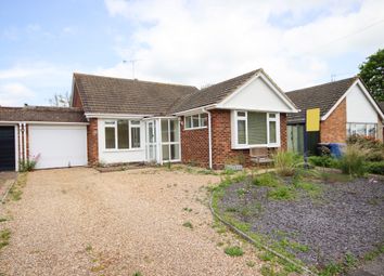 Thumbnail Bungalow for sale in Fontwell Close, Maidenhead