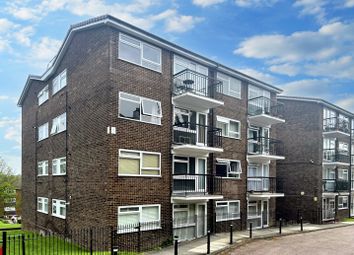 Thumbnail Flat to rent in Scotts Avenue, Bromley