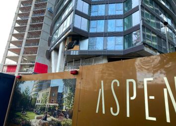 Thumbnail Flat for sale in Aspen, Canary Wharf