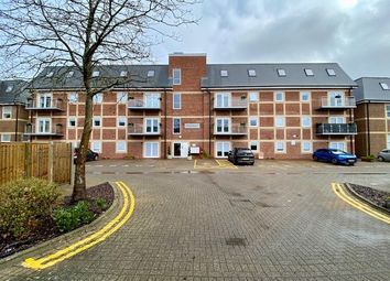 Thumbnail 2 bed flat to rent in Alton Mews, Aylesbury