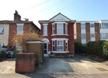 Thumbnail 2 bed flat to rent in Millbrook Road East, Southampton
