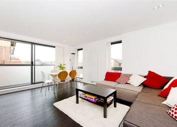 2 Bedrooms Flat to rent in New North Road, Islington, London N1