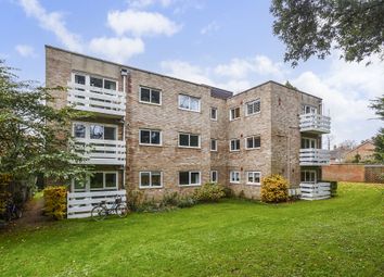 Thumbnail 3 bed flat for sale in Cunliffe Close, Oxford