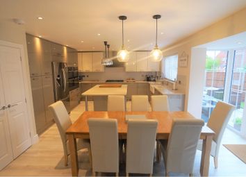 5 Bedrooms Detached house for sale in Newark Road, Lincoln LN6