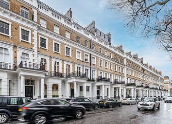 Thumbnail 1 bedroom flat for sale in Onslow Gardens, London